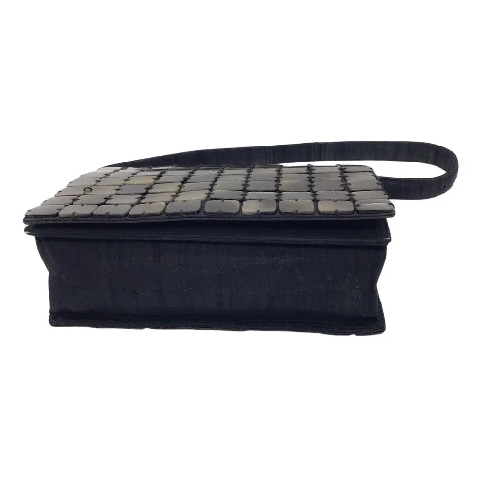 BOTTEGA VENETA VINTAGE BLACK SHELL DETAIL SILK HANDBAG - Picture 4 of 12